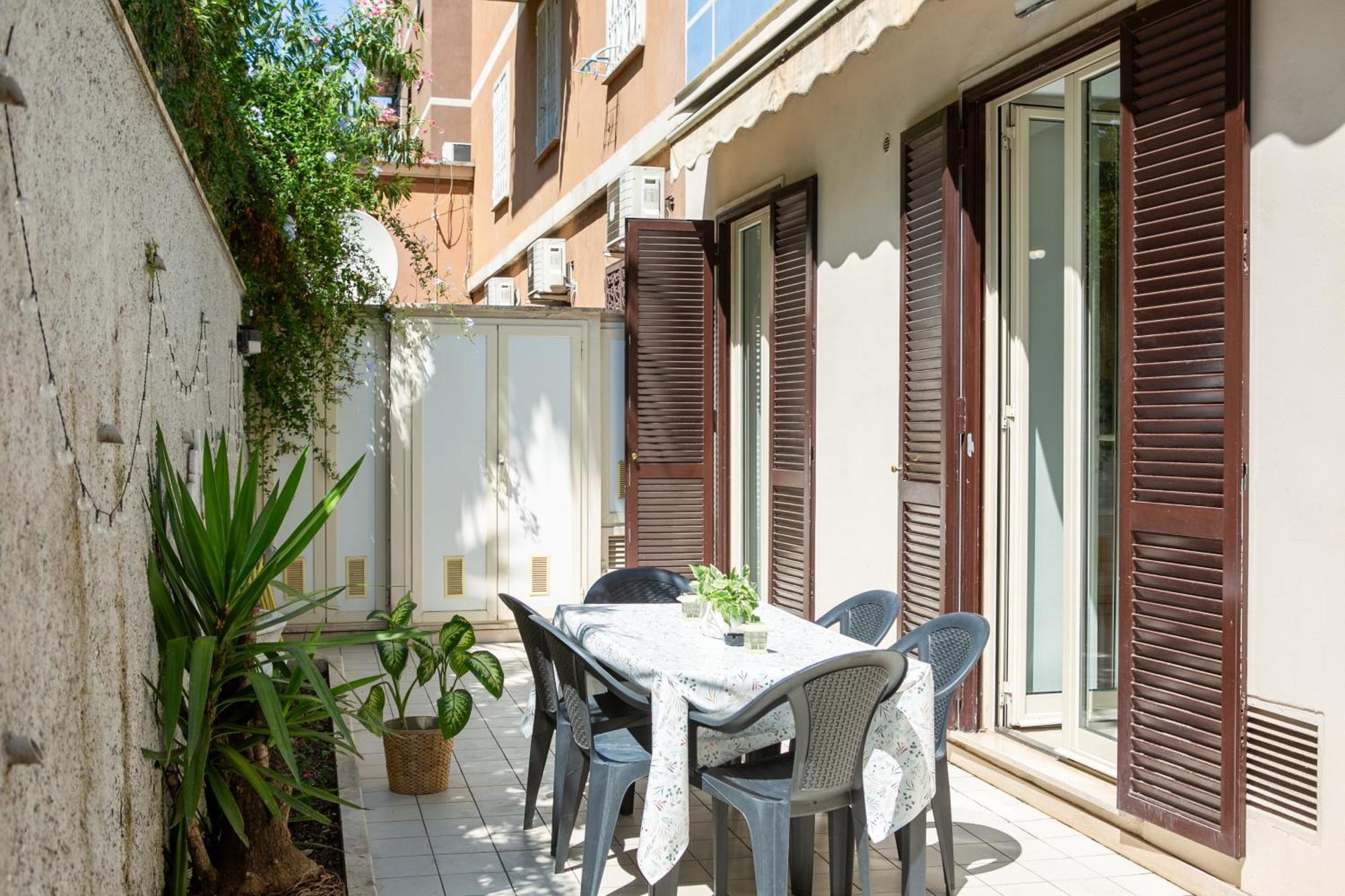 Holiday Homes Rome - Green Apartment S Camillo - Near Trastevere Экстерьер фото